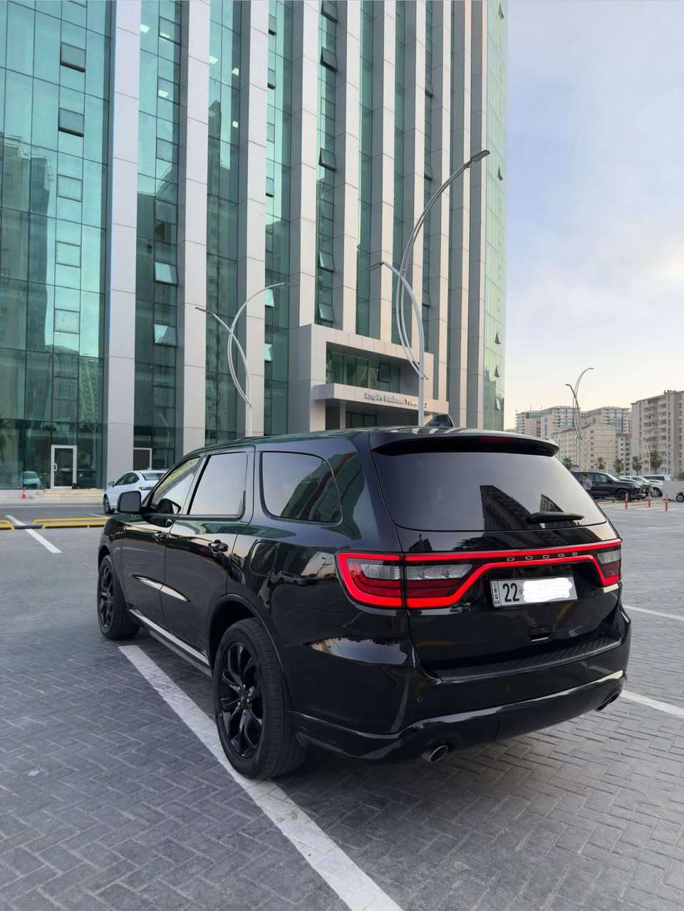 مۆدێل2020 مواسەفات GT دەبل ئەکسل 4x4 سەیارەکە خەلیجیە و سەیارەکە بێ بۆیاغە دەعامی بۆ دەعامی هیجی نیە سەیارەکە یەک دینار مەسرفی تێدانی  گێر مەکینە و کارەبایات هەمووی بەشەرتی فەحسی سەیارەکە هەموو قەلبی بەشەرت جرکەی نیە  قەبارەی بزوێنەرەکەی V6 3.6 سەیارەکە 104000km حەقیقی رۆشتوە وەکو مواسەفات فوول فوولە سێ شاشەیە و کوشین سارد و گەرمە سوکان هیتەرە و کوشین خەزنە و سلایت و سیدی بۆسە و ئاوێنە رادارە و ئۆتۆ ستارت ستۆپە و ئۆتۆ ستۆپە و تەحدی سورعەیەو  کوشینە کانی پشتەوەش هیتەرە و سندوق جەگە و شەغالە و کامێرەیە و سەیارەکە 7 نەفەریە و سەیارە هەر لە سفریەوە یەک دەستە و کتابی جام رەشی لەگەرە تازە نوێ کراوەتەوە رەقەم و فەحس و هەزە و سەنەوی هەمووی نوێیە ژینگەو رێگاو غەرەمە یەک دیناری لەسەر نیە و وەک و سعریش داوای 295$ مەجال بۆ سەیرکردنی سەیارە پەیوەندی بکەن بە *********** أربيل, العراق
