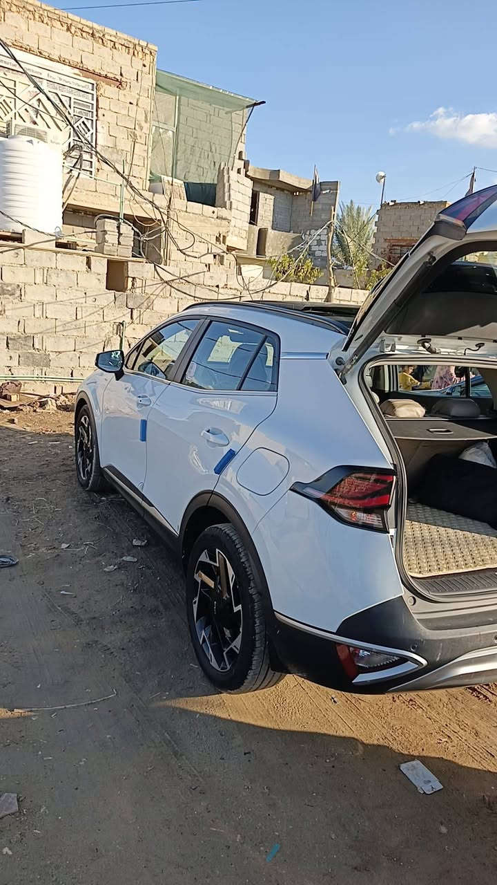 بسم الله الرحمن الرحيم 🤲
كيا سبورتج2023 خليجي  مواصفات ((واحد على واحد ))

السياره رقم أربيل بأسمي نظيفه طخه بالجاملغ الأيمن
مصلح بواسطه B d r كارت قليل و رصعه مال حصوايه بل باب  وتكحيله  تعال أخذ سونار وشوف بنفسك كير ومكينه كفاله السياره جديده بمعنى الكلمه  بصمات 2 

مواصفات السياره :🏎️

بانوراما ✅

كرسي كهرباء 🪑

تدفئ كراسي ♨️

هيتر ستيرن 🔥

جنطه كهرباء⚡️

دخول ذكي ✅

ويل حجم ١٩ 🚗

داخليه لون بيج ⚪️

لايت + بك لايت لد 🔦

نقطه عمياء 👉🏻

اشيار في المرايا + مرايا كهرباء 🚨

اربع انضمه قياده eco/normal/smart/sport☠️

حساسات اماميه 

حساسات خلفيه 

كاميرا خلفيه 📷

شاشه اصليه نفكيشن 📍

لايت زنون مع عدسه دواره 🔦

لد نهاري 

محرك ٢٠٠٠ دوش 

تحكمات ستيرن ✅

قطعتين تبريد ❄️

سايد بريك كهربائي ⚡️

اوتو هولد 🔥

تثبيت مسار 😍

شباك بيانو بلاك 🖤

كشافات ضبابيه 🚨

شفتات ستيرن

شاحن واير ليس 🔌

تبريد شاشه ❄️🧊

 

هواي بعد مواصفات مامذكوره 👍🏻🏎️

مكاني كربلاء

سعر السياره💸 ٢٢٧  ورقه وبيه مجال للطيبين

لاستفسار 📞☎️ ***********
