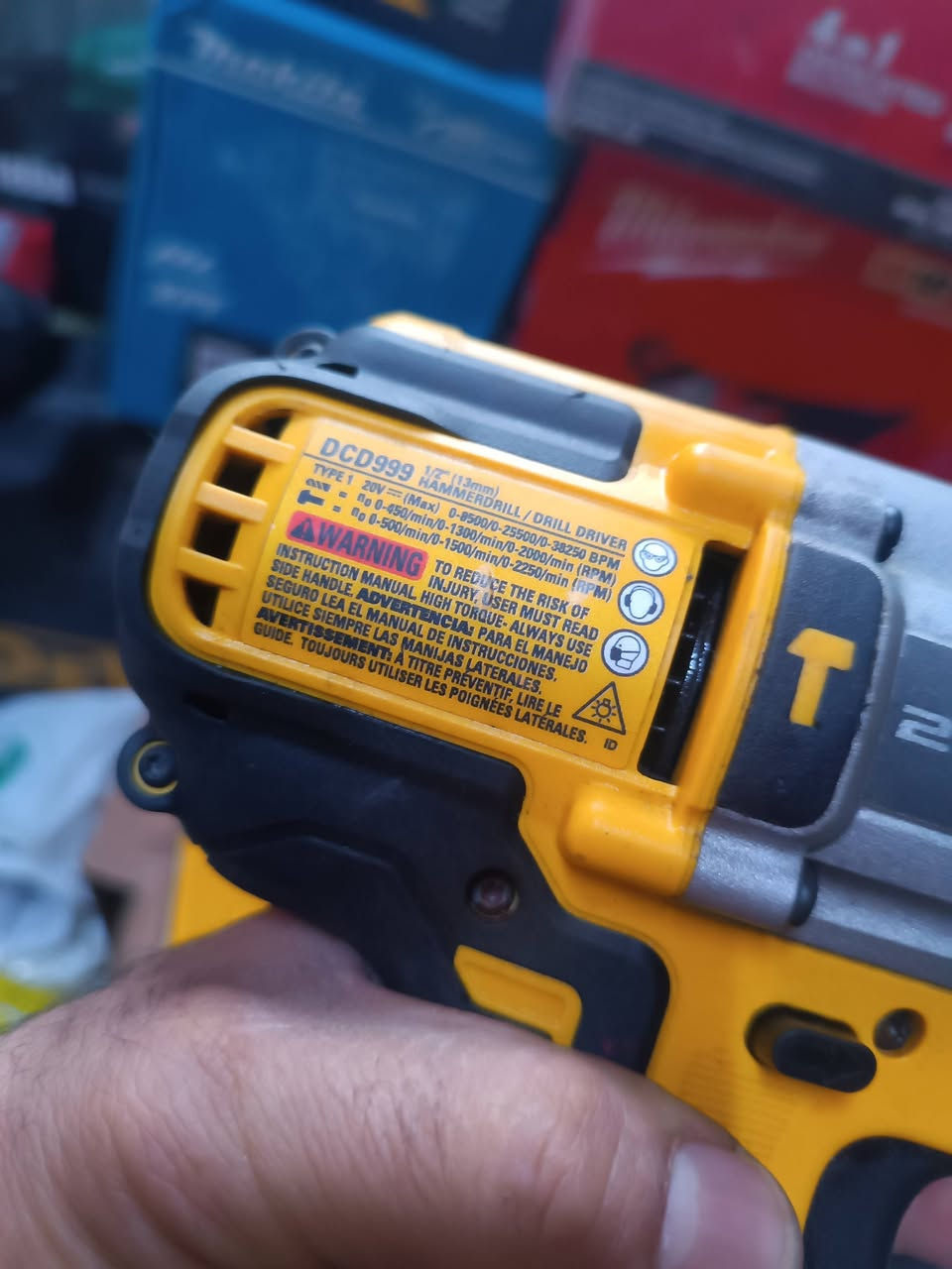 للبیع 

Dcd999

 مستعمل نضيف 

***********
