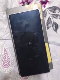 للبيع الترا s25فقط كامرات خلفيه واكفه 07831941691