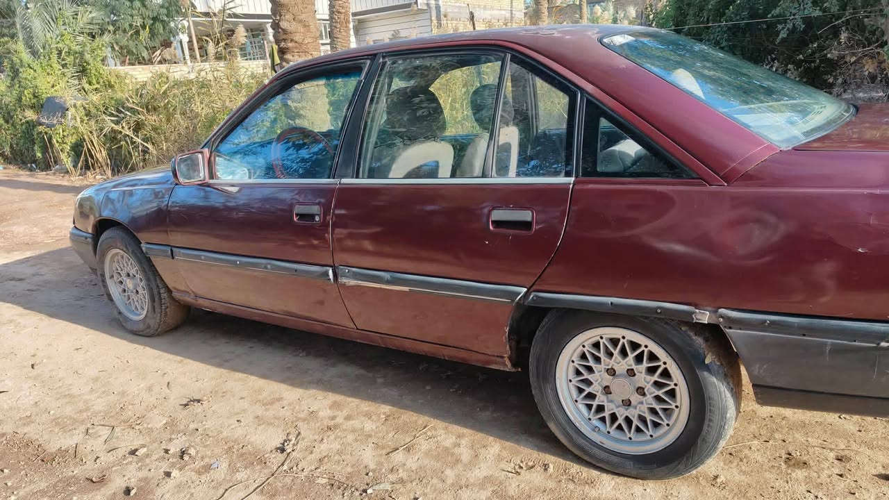 أوبل للبيع محرك وكير وحداديه زينات سنويه ماساقطه رقم بابل مداور ثاني يوم سعر ٢٣ وبيه مجال عنوان كوفه حي ميسان ***********
