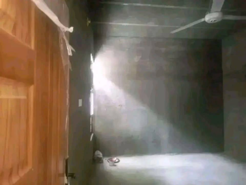 بيت للبيع بحي الأمين ثانيه  ما مسكون بسعر مناسب  غرفه النوم صاله مطبخ صحيات داخليه منور صحيات خارجيه  طارمه
للاستفسار مراسلة الصفحه


**إذا كنت صاحب هذا الإعلان وتريد حذفه لأي سبب، رجاءا أرسل رسالة إلى الدعم الفني**