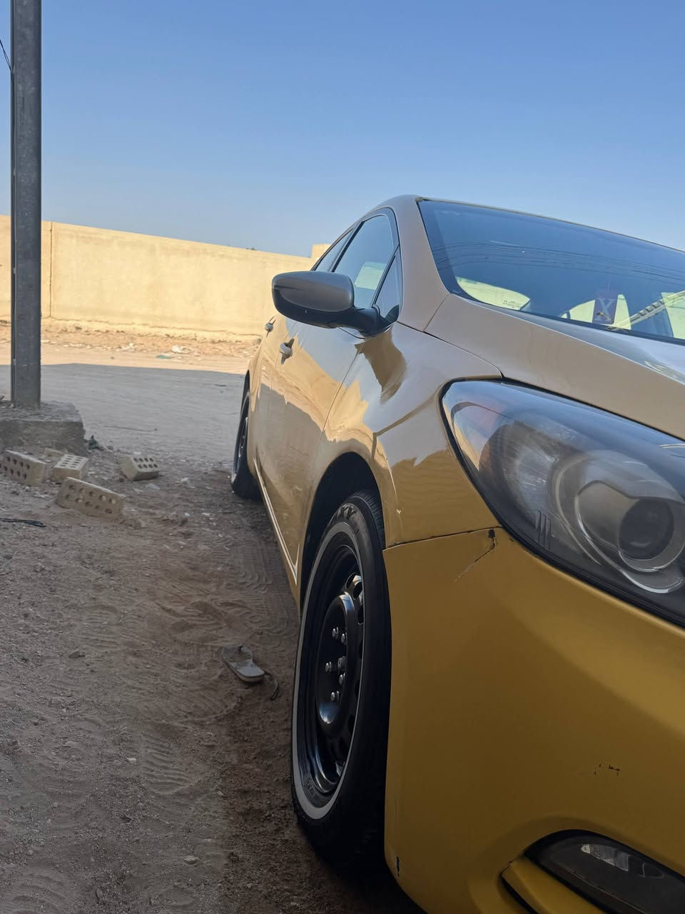 فورتي مديل 15 سياره جهازه من كلشي محرك 1800 دوش حادثه بس بنيد وباقي مكفول من كلشي لا معجون ولا بارد بيه سياره صبغه وحده  تبريد منضومه جديده تخم تاير جديد دوشمه كامله كل سياره  منضومه زنون بيه مصفره هيئه وغرامات بسمي سياره  السعر ١١٤ وبيه مجال 
مكاني كربلاء 
رقم:***********
