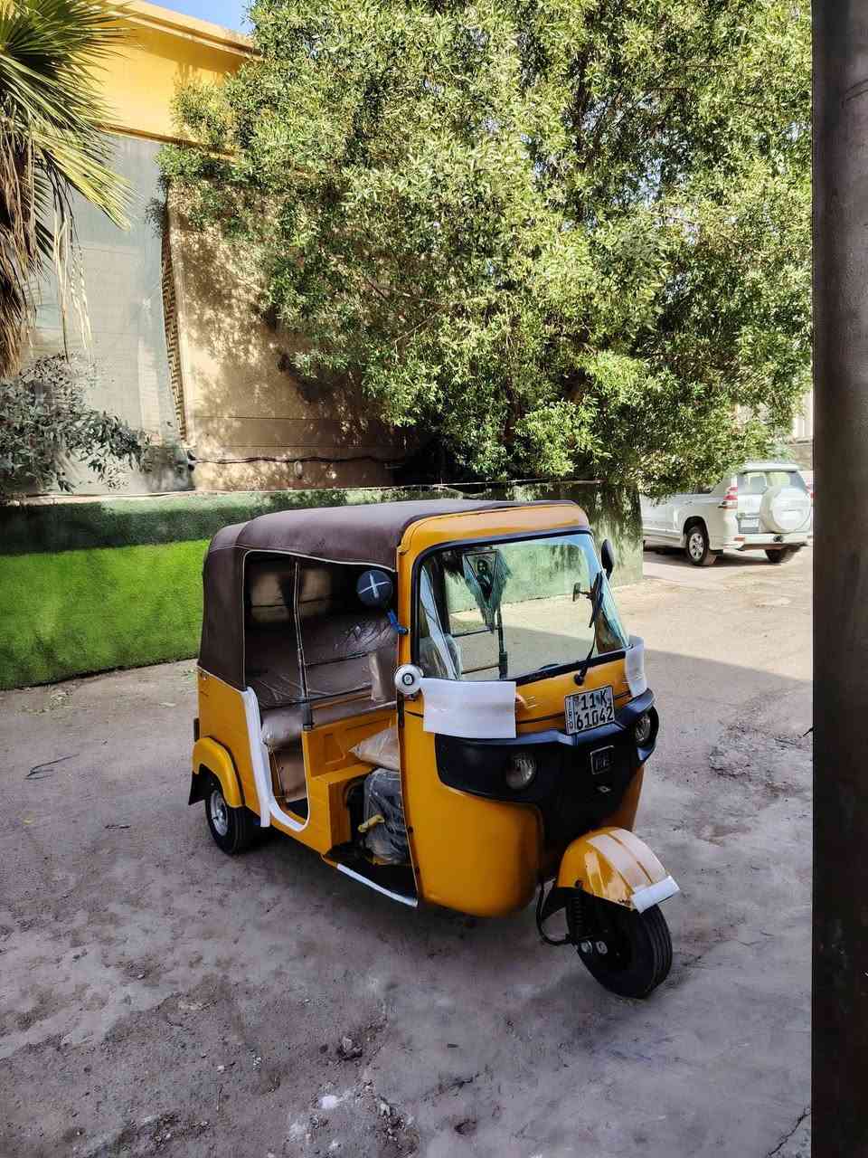 السلام عليكم تكتك ٢٠ شهر ١٢ تكتك كمله وحلوه بيه تعمير بل دوس وشويه يم بكليت الخلفي تكتك كمله كبل الشارع مكينه وكير واحد عله واحد تحويل ٢ يوم مكان بغداد حي اور السعر ٧ ملاين وبيه مجال التوصل عله هذه الرقم ***********
