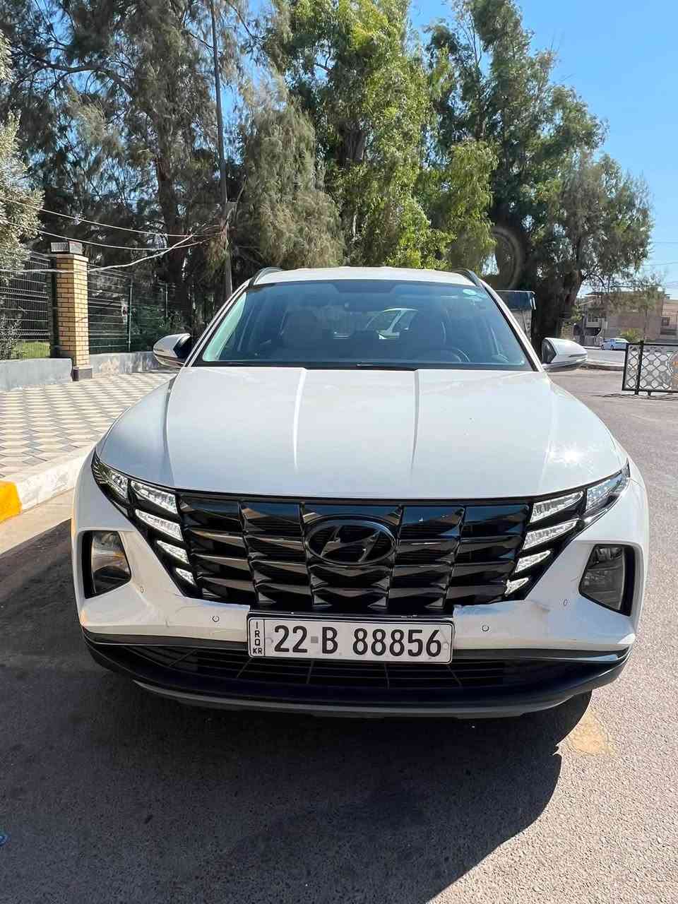 سلام عليكم 

توسان 2023 خليجي مكفوله كفاله عامه عدا بارد بسيط بين بابين فقط 
كير مكينه بشرط 
ماشيه 36 الف
رقم اربيل بأسمي شرط تحويل 
السعر 195 وبيه مجال بسيط
مكاني بغداد العطيفيه
***********

مواصفات فول عدا بانوراما
دخول ذكي بصمه
تشغيل عن بعد
مري شفط + اشاير
لد امامي خلفي 
لايت زنون
قطعتين تبريد
حساس امامي وخلفي
شاشه +كامره 
اوتو هولد
نضام منحدرات
عداد الكتروني
اناره محيطيه داخل سياره اني مسويه
