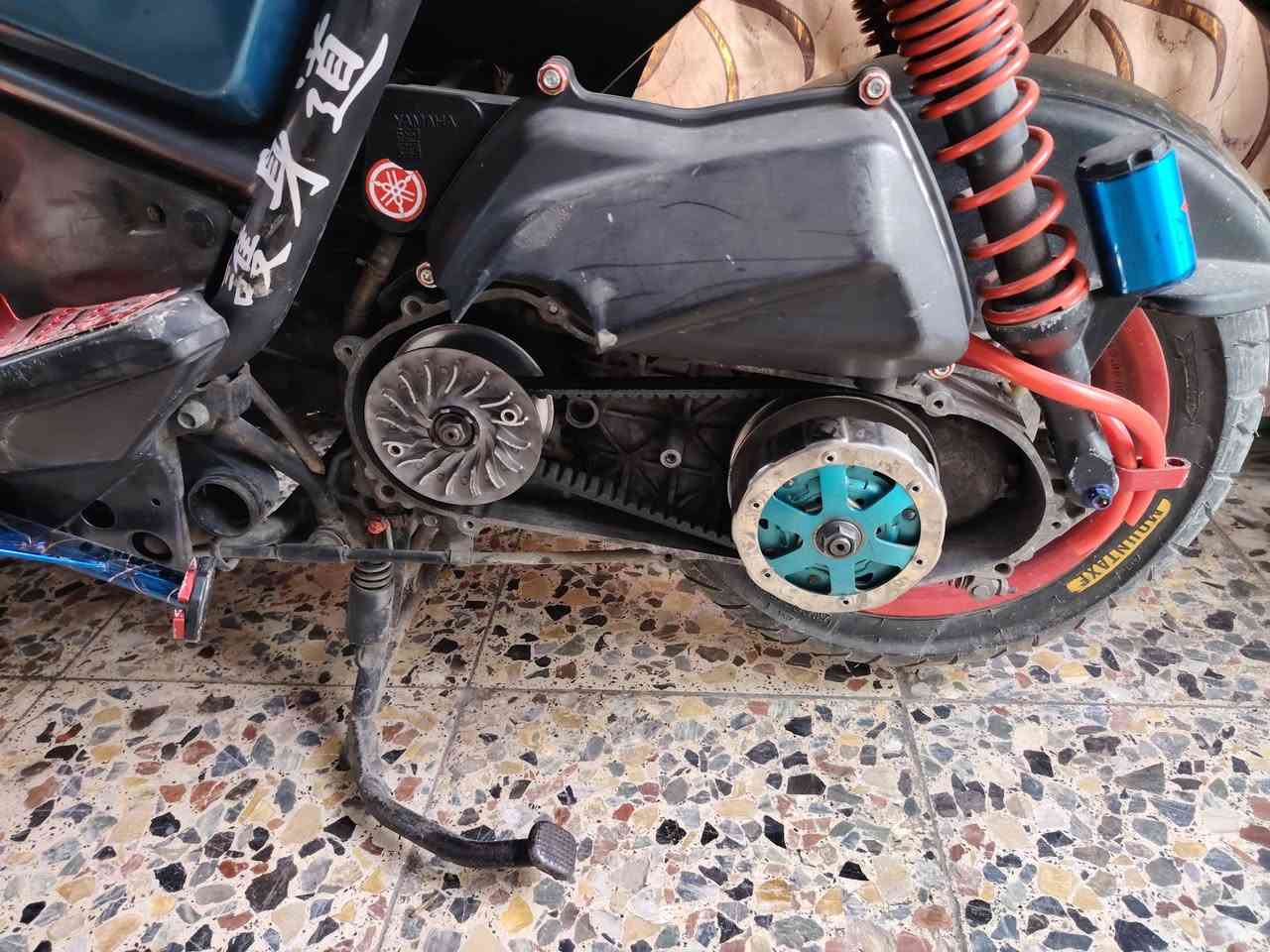 سلام عليكم سكنس جبلي للبيع دراجه مزودة مكينه بلادي مامفتوحه بيها كومه  تزويد ***********
مليانه تزويد

كلجات رياضي مفولات

نوزل رياضي 8 زروف

قطره دهن رياضيه

قبق فلاوين رياضي

ستيرن يدات عظمه يدات سكليتر رياضي

قبق عمبار رياضي

درع شاصي رياضي

قبق بانزين رياضي

الدراجه براغيها كلها سبع الوان

صالنصه رياضي
