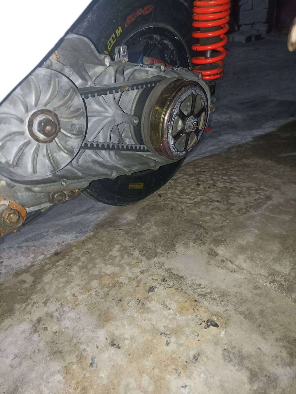 ماكس البيع مكينه 55 كلجات رياضي بلاد دراجه قويه كلش تجي تطلع بيه ذا مو معدل وشلعه فول+ دبلات قزامه + ويال مشيف بلاد +شيال رياضي بلاد + صالنصه حلزوني سعره وتساب ***********
