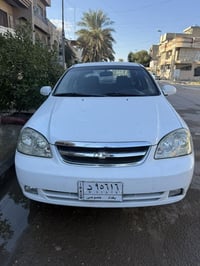 ٢٠١١ • ٨٢٠٠٠ • مكينه مفتوحه