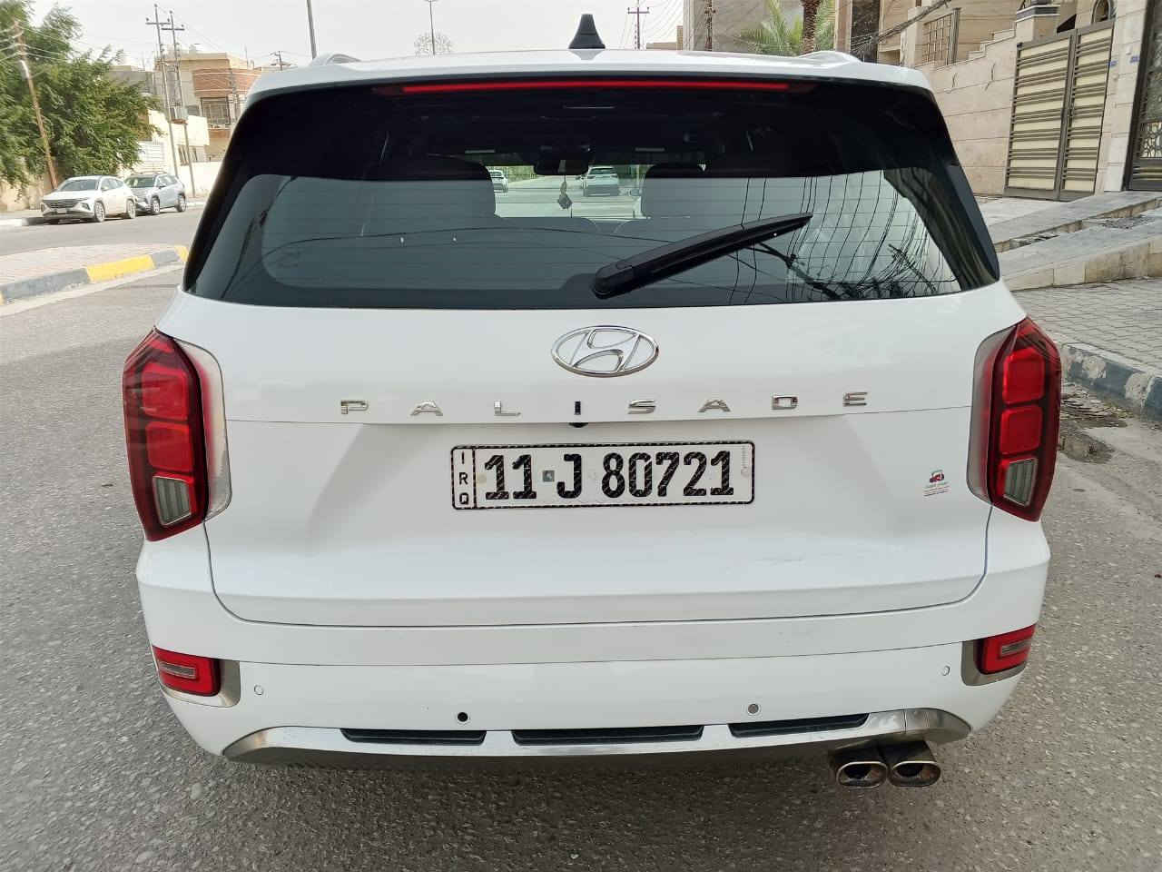 للبيع هونداي بالسايد فول مواصفات وارد امريكي ( )
الفئة : لمتدد موديل  2022ماشية فقط 48 الف مايل 
 فوووول1/1 

مواصفات سيارة 
1-دبل بانوراما 
2-كشنات تدفئه تبريد امامي خلفي
 3-كشنات جلد اسود ملكي 
 4- 7 راكب vip منفصل  
5-كشنات خزن كهربائي 
6- نظام صوت متكامل (10) سماعات من Harman Kardon
7-ستيرن تدفئه + هزاز ستيرن 
8-شفتات ستيرن مع تحكمات كاملة 
9-شاشه دجيتال الكتروني 
10-داتا شو 
11-خمسة كامرات 360 درجة
12-كامرة دواره 
13-كامرة بالمري 
14-لايتات زينون 
15-لد خلفي 
16-اشارة بالمري 
17-بصمة 
18-بصمة ابواب 
19-سايد بريك كهربائيّ 
20-صندوق كهربائي ( بصمة ) 
21-نظام المنحدرات  
22-بردات خلفي 
23-محرك 6سلندر 3.8L 
24-تشغيل عن بعد و دخول ذكي 
25-اوتو هولد 
26-توقف ذكي 
27-مثبت سرعة مع مثبت مسارات 
28-تحديد مسارات متكامل مع قيادة ذاتية 
29-رادارات امامي خلفي جانبي 
30-حساسات امامي خلفي جانبي 

32-التبريد مركزي 3 قطع 
33-اوتو Stop ✋🏻
34-المرايا الجانبية قلاب عند الرجوع للخلف 
-رقمها بغداد بأسمي تحويل مباشر 
-وبعد بيها هواي مواصفات 

الحادثه قطعتين ومكفوله من صبغ وشواصي كفاله                                                                                                                                                    السعر 278بلاش بيع مستعجل رقم نكليزي بغداد سنويه الغايه 2029    
الاتصال ***********
