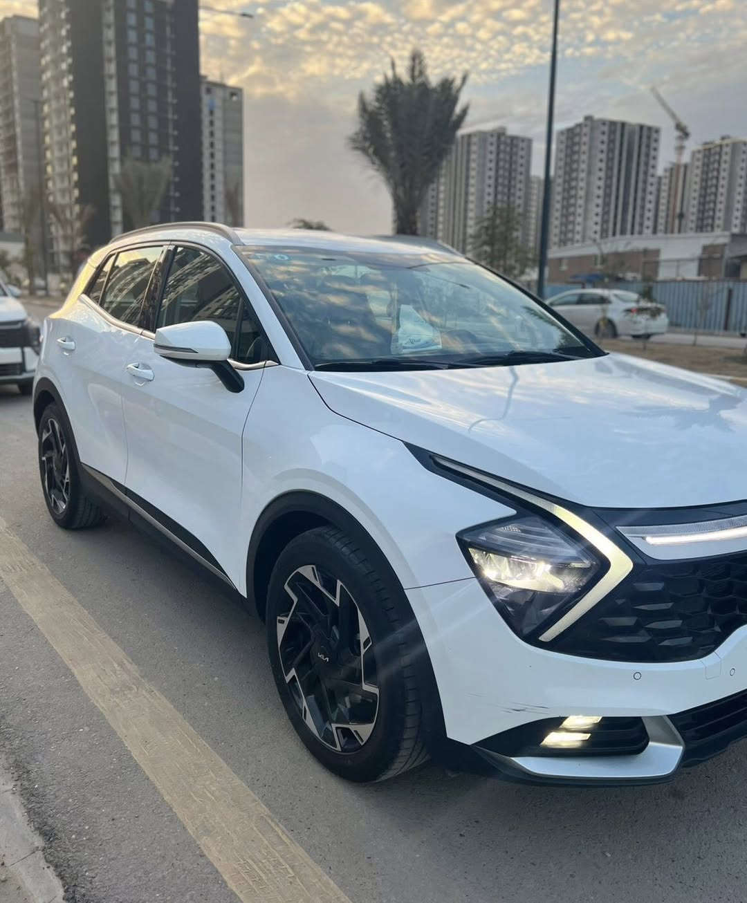 السلام عليكم من رخصة ادارة الكروب
عندي كيا سبورتج موديل 2024 رقم بغداد

بسمي وارد خليجي مكفولة من الضربه والصبغ

والبارد وبيه سونار فحص مرفق سيارة 

جديدة وبلخير والعافيه على الي تكون من نصيبه

السعر ب 213 ورقه 

العنوان / بغداد / الكرخ . 

رقمي *********** وبي واتساب.
