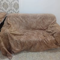 كنب مستخدم • ٥ قطع • سعر مناسب