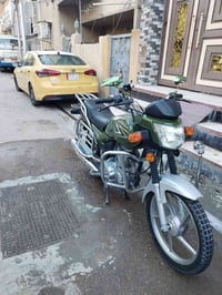 عدي هاي دراجه للبيع اسم فيوم بسعر مناسب جدا بس دشبول مالها مكسور فقط ب...