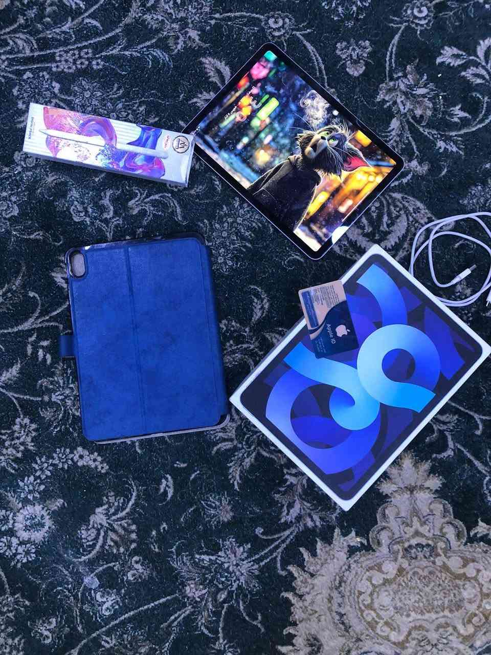 سلام عليكم ايباد Air 4 ايباد نضيف كلش ذاكرته 64 ملحقات موجود سعره 230 قفل سعر نهائي  
***********
