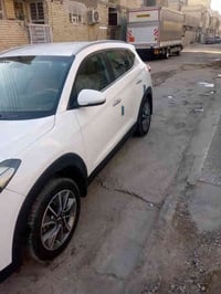 توسان موديل 2018 رقم سليمانيه باسمي  مكاني بغداد الجديده  بيهه صبغ قلي...