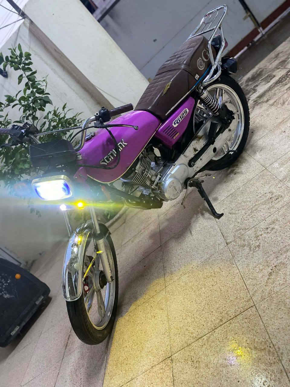 السلام عليكم ايراني اربعه كير 2024
 مكينه بلادي ممفتوح دراجة جاهزة بيهة نقص اشارة واكعة 

اوراق المعرض موجودة  ومطابق ويه رقم شاصي 
مكاني بغداد البياع الشرطة الخامسة

*********** واتس ورصيد فقط ممتوفر فيس 

السعر 550 وبيهة مجال
