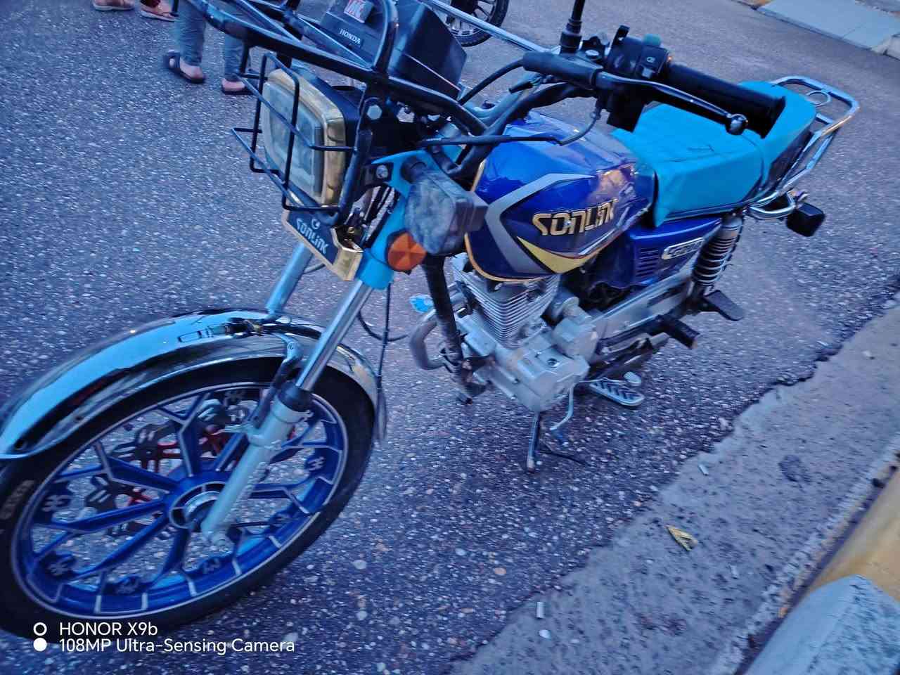 سلام عليكم ورحمة الله وبركاته ماطور ايراني محرك 200على وضع شركه سعر 850مكان التأميم القادسيه ثانيه تواصل على رقم ***********
