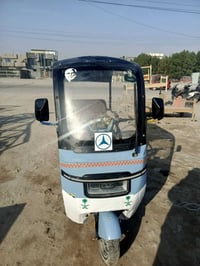 دراجه شحن للبيع 2025اربع باتريات تشغيل عن بعد السعر على هذا الرقم07768...