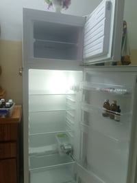 ثلاجه • شغاله