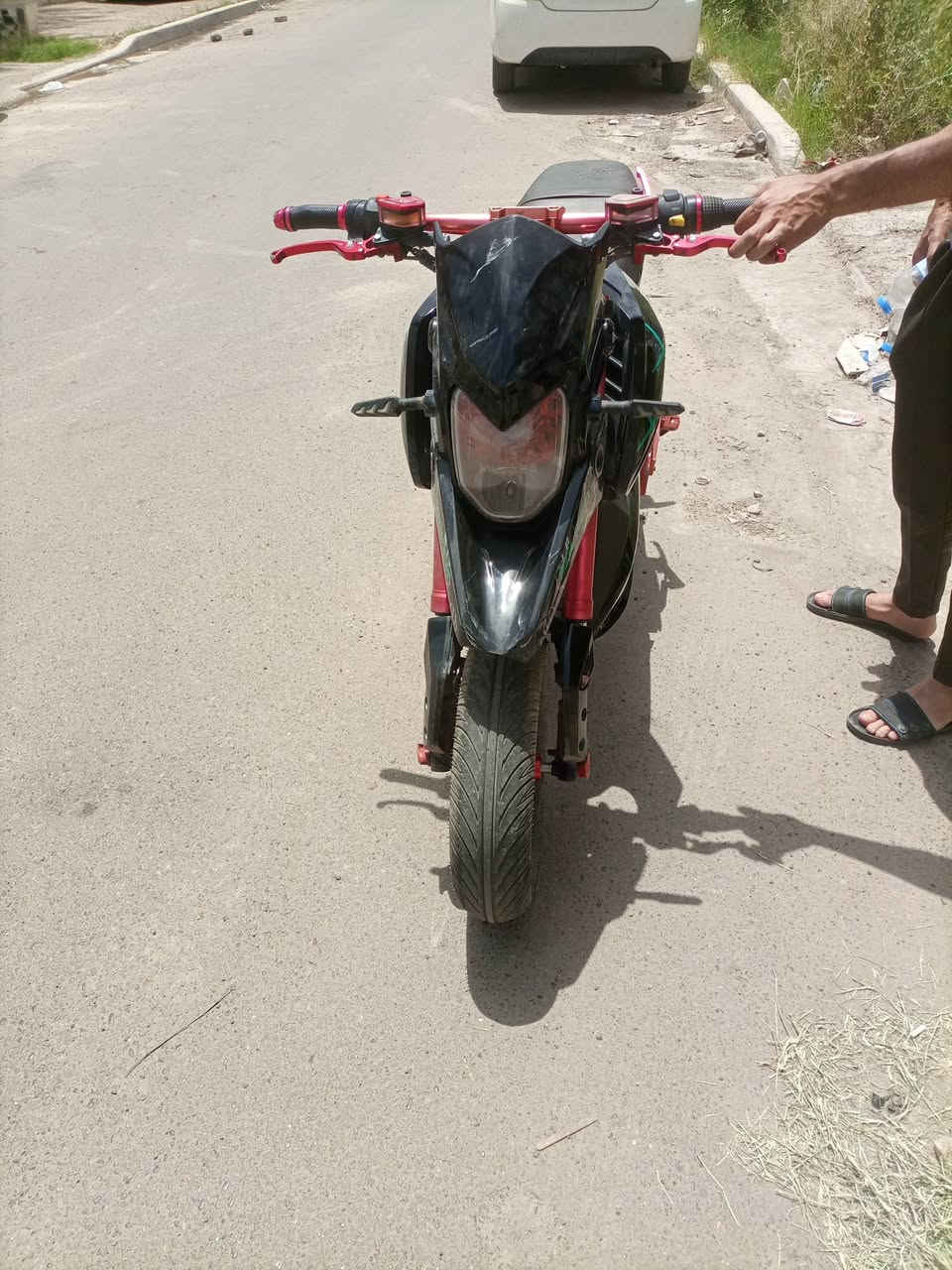 سلام عليكم دراجه شحن  نقصه بس بطاريات 6 اريده 350. ***********
