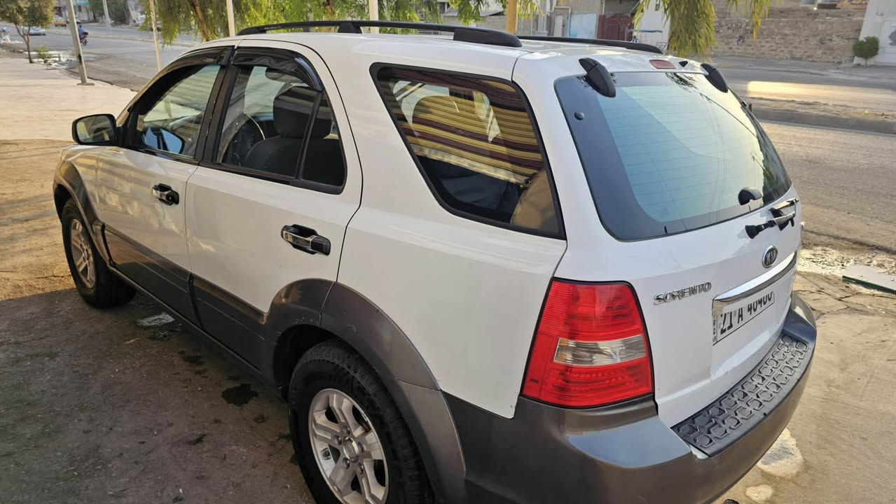 السلام عليكم
سورنتو 
موديل 2007
صبغ شبر بالبونيد 
الجنطه بيه رصعه 
باقي مفوله 
كير محرك مكفولات
فول موصفات 
تحكم ستيرن 
تنته طخم تايرات جديد
صدر امامي خلفي جديد
منظمة غاز حكومي 
مكان السيارة  كركوك
سعر 102
***********
