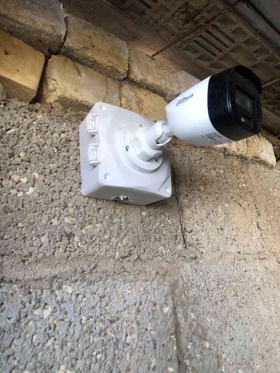 جانب من اعمالنا في الرفاعي قرية الكصيبة
***********
فني مختص في جميع انواع الكاميرات تنصيب وصيانة جميع اعطال الكاميرات المراقبة الانالوك والـ ip
حافظ على املاكك  مع امان متطور ✅
ذي قار _الناصرية _قضاء الرفاعي 
العمل في جميع انحاء ذي قار

 #دهوا #نضام #امان #دهوا #
