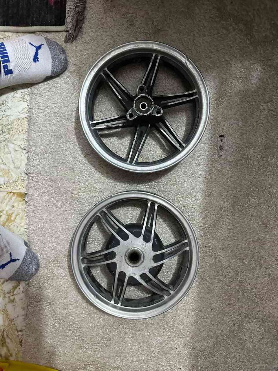 سلام عليك ويل نجمه اصلي + تايرات اصليات مال رمبه نضيفات    للاستفسار خاص او ***********  واتساب
