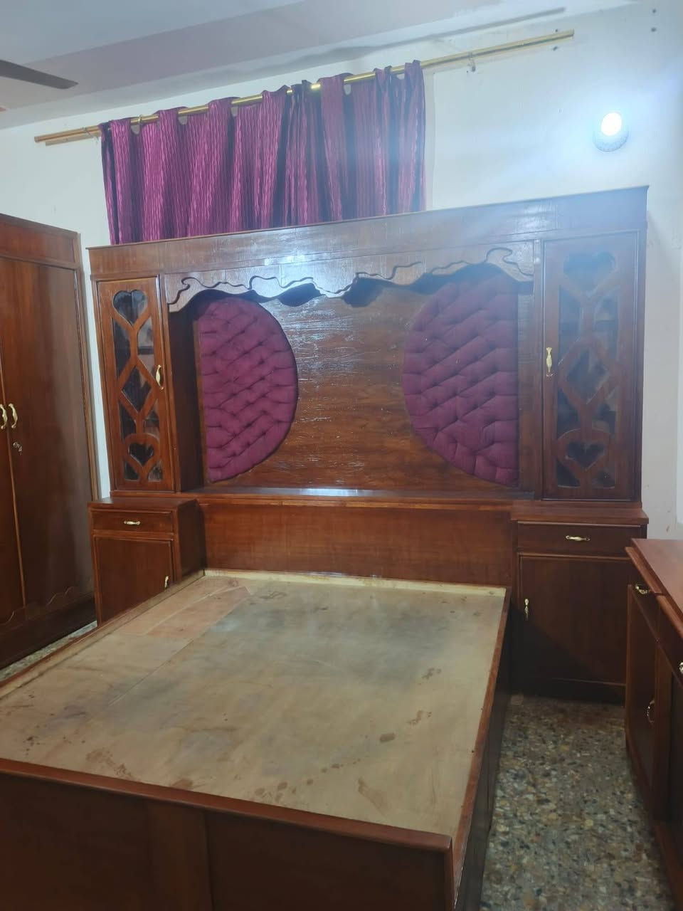 غرفه حطاطه مسرح ديوان برتفاع عالي شقل احطاطه داخل خارج صاج  ***********
