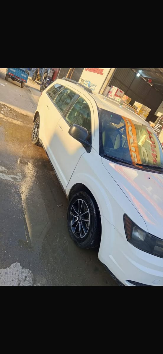 سلام عليكم عدي دوج جورني موديل ١٨ رقم بغداد اراوس بسياره اصغر منها  شعدكم نزلوا


**إذا كنت صاحب هذا الإعلان وتريد حذفه لأي سبب، رجاءا أرسل رسالة إلى الدعم الفني**