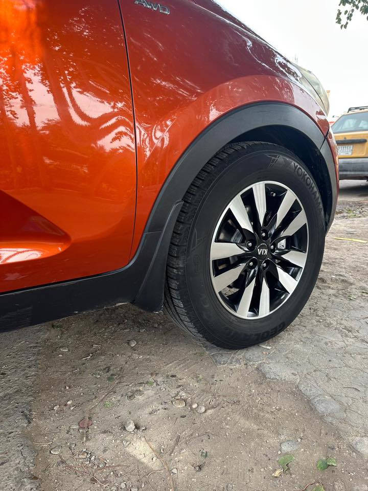 السلام عليكم سبورتج موديل ٢٠١٣ ماشية ١٧٦ خليجية بدون صبغ  جاهزه من كلشي مكينة ٢٤٠٠ دوش فورويل  السعر١٣٠  غير متواجد على فيس العنوان الغزالية شارع المرور للاستفسار 
***********
