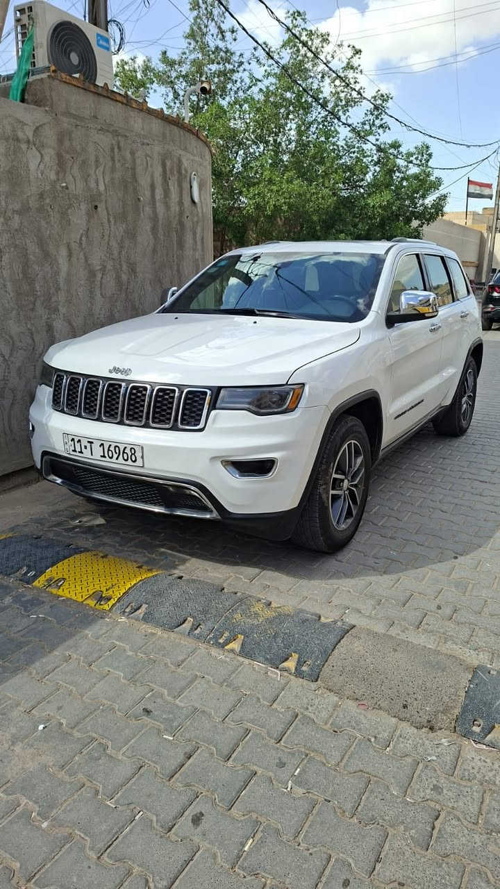 البيع جيب موديل 18 سونار ويه صور فول واحد عل واحد بدون ضرر فقط صبغ الجماليه كير محرك صدر تخم تاير تبريد كله جديد رقم بغداد دولي سنويه جديده ثاني يوم تحول سعره 162 بيه مجال ***********
