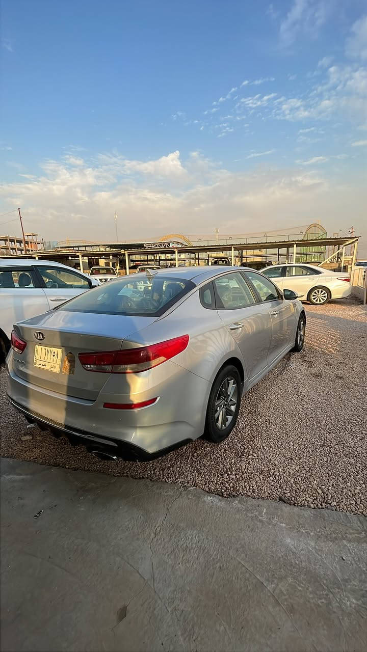 سلام عليكم
كيا اوبتما ٢٠١٩ 

وارد امريكي 

لون silver

للبيع او مراوس حسب القناعه 

سياره جاهزه وبدون اي نقص 

مواصفات السياره 

محرك  2400 

رادار امامي

رادار جانبي

تحديد مسار

حساس خلفي

بريك ذاتي عند اقتراب من سياره قريبه 

فول تحكم ستيرن

ويل كب

شاشه اعطال

شاشه كبيره

لد نهاري

اشاير بالدعاميه

اشاير بالمري

ثلاث وضعيات قياده

‏Abs

بلوتوث اوكس

صندوك بصمهَ

مكان السيارة الرمادي

صور السونار مرفقة مع الصور 

للاستفسار 0738131229

السعر (125)وبيهة مجال بسيط


**إذا كنت صاحب هذا الإعلان وتريد حذفه لأي سبب، رجاءا أرسل رسالة إلى الدعم الفني**