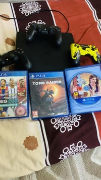 بليستيشن4 سليم • ٥٠٠ جيجا • ٣ يدات