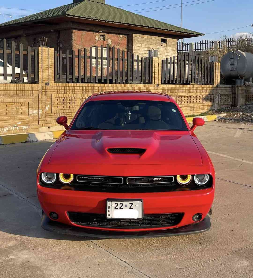 جالنجر جيتي GT 2022🔥
لون مميز 
ماشية 48الف ميل 
رقم اربيل بسمي هزة وسنوية جديد 
_______________
المواصفات :
كاميرا و حساسات خلفية 
كشن كهرباء 
شفتات تحكمات ستيرن 
شاشة وسط كاربلي 
بصمة ابواب 
تشغيل عن بعد

حادث السيارة بس بنيد مصبوغ وشبر تعديل بارد بجاملغ سايق 
صدر السيارة و خلفي جديد 
تخم تاير جديد اصلي 
كير محرك كهربايات كلها بشرط

مكاني كركوك 
للسعر  ***********
