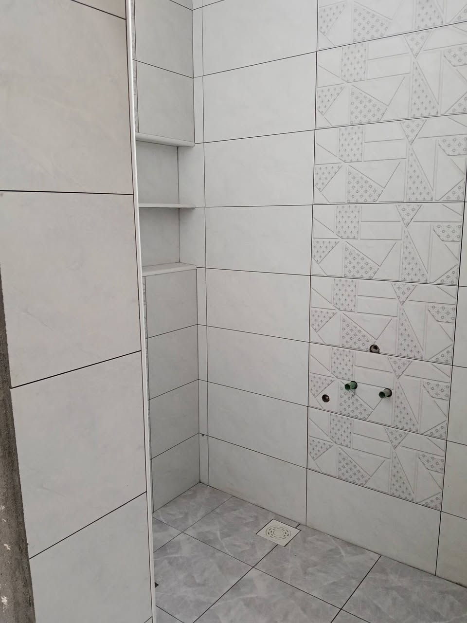 خلفه سيراميك الجميع انواع السيراميك الجداري ولارضي درجه أولا ع اليزر سميت وماده اتصل وتدلل متفرق ***********
