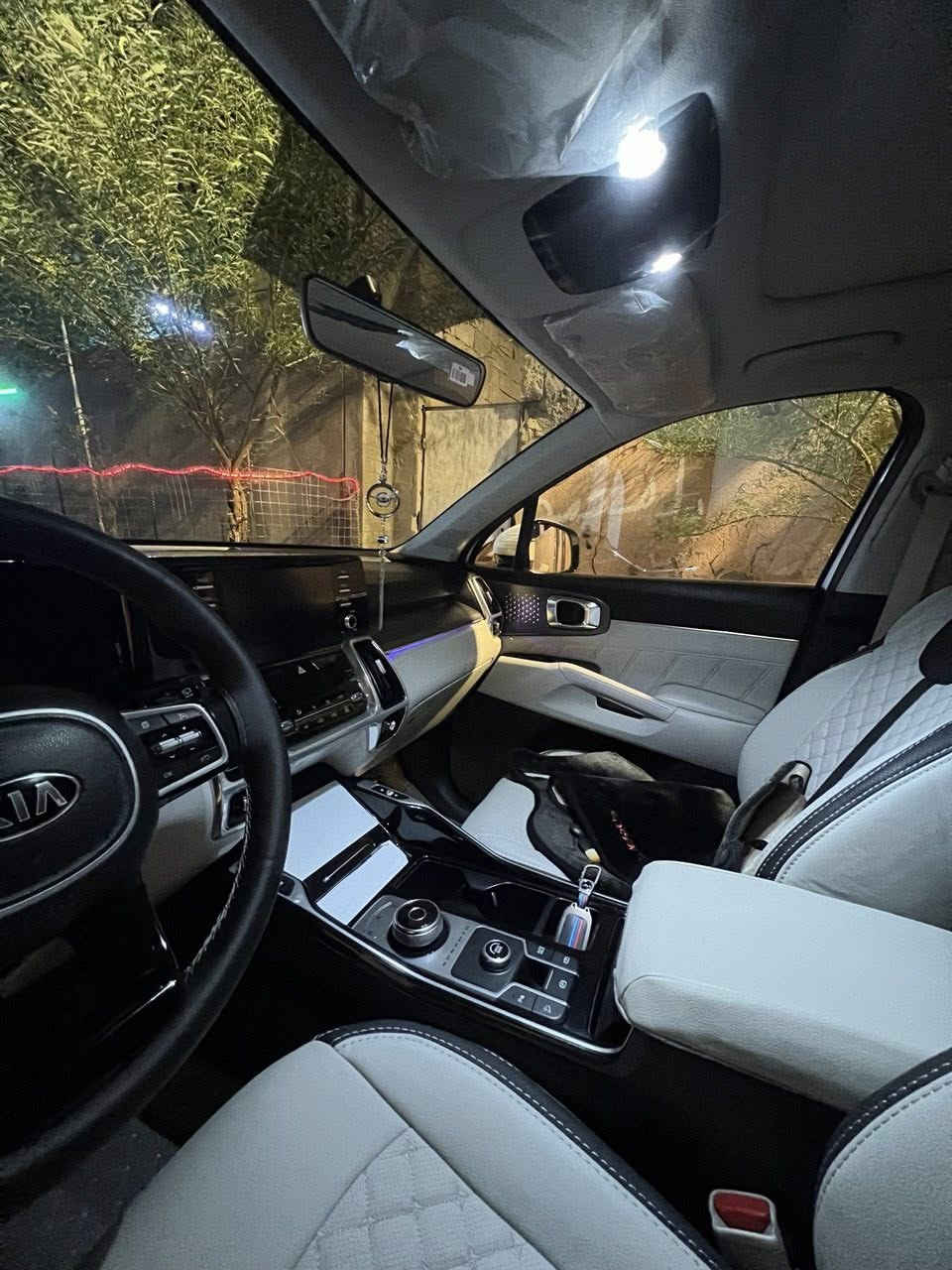 سورنتو 21 خليجي التفاصيل بالصور فول ما عدى ال 360 البصره القبله ***********
