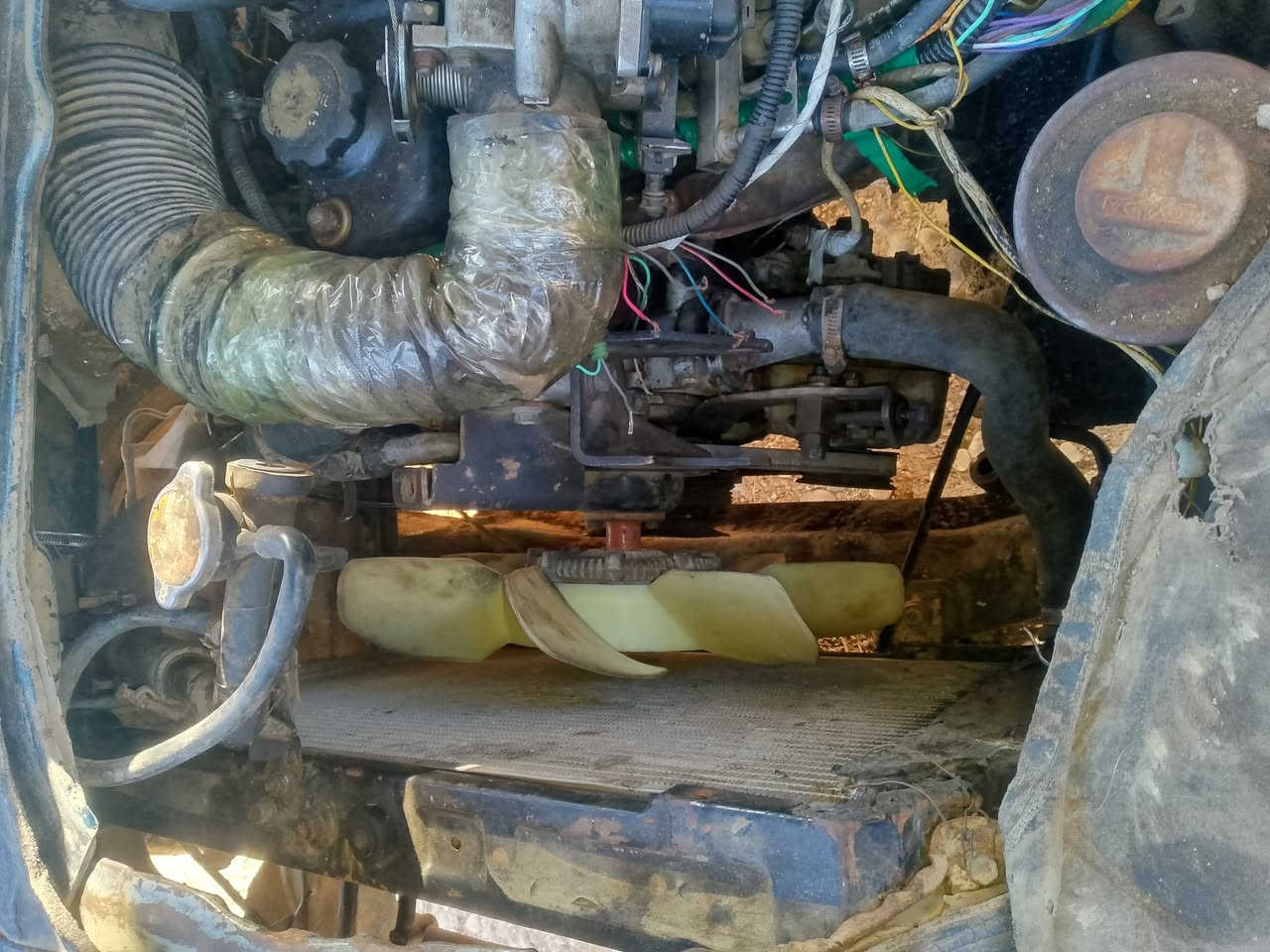 يارب مكين  وكيرضفره وعقل دينمو سلف عينه وصينل وفلوين تحور كمله سعر٨٠٠ وبيه مجال مكان بقداد نهرون رقم بيوتسب***********
