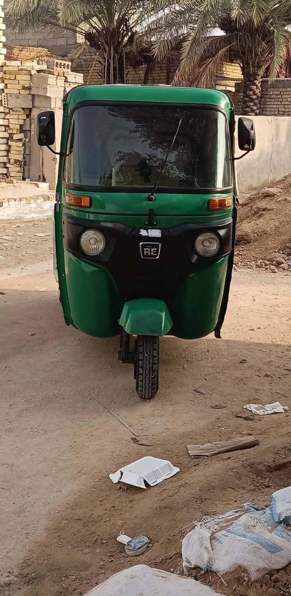 مديل 22  رقم كربلاء  بسمي   محرك مبدل بوشه    كشر  موضح بل فيديو     مكاني نجف  حيدريه   السعر  8 و300   رقم ***********
