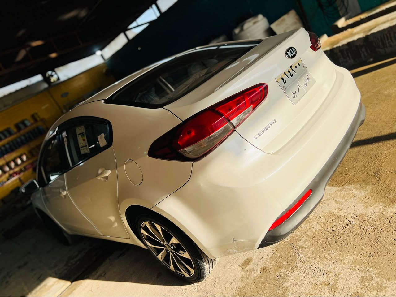 السلام عليكم بيع مستعجل 
للبيع سيراتو 2017 خليجي محرك 1600 كفاله 
رقم اربيل وكاله وتحويل السعر 127 وبيهاجم مجال 
الشراي يتصل *********** مكاني النجف
