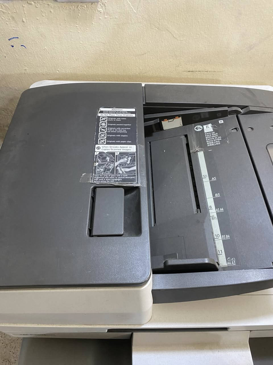 للبيع طابعه مستعمله شي بسيط طابعه  مراسله ع وقم***********
