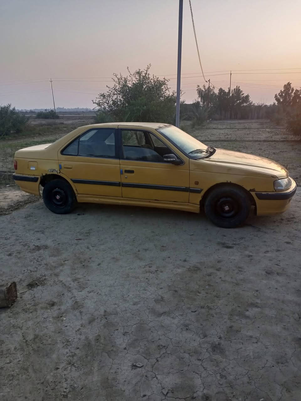 السلام عليكم بيجو بارص 2010للبيع مكفوله من الضربه والتبديل والصبغ ماعده خياسات مكينه تبخر تحويل مباشر سنويه توه صقطت يوم6,بشهر 12 غرامات صفر الهيه علمشتري اني دكيته حاسبه عليه 80الف ابيع ع المشتري السعر 28وبيه مجال للاستفسار اتصل *********** الديوانية الحمزة الشرقي
