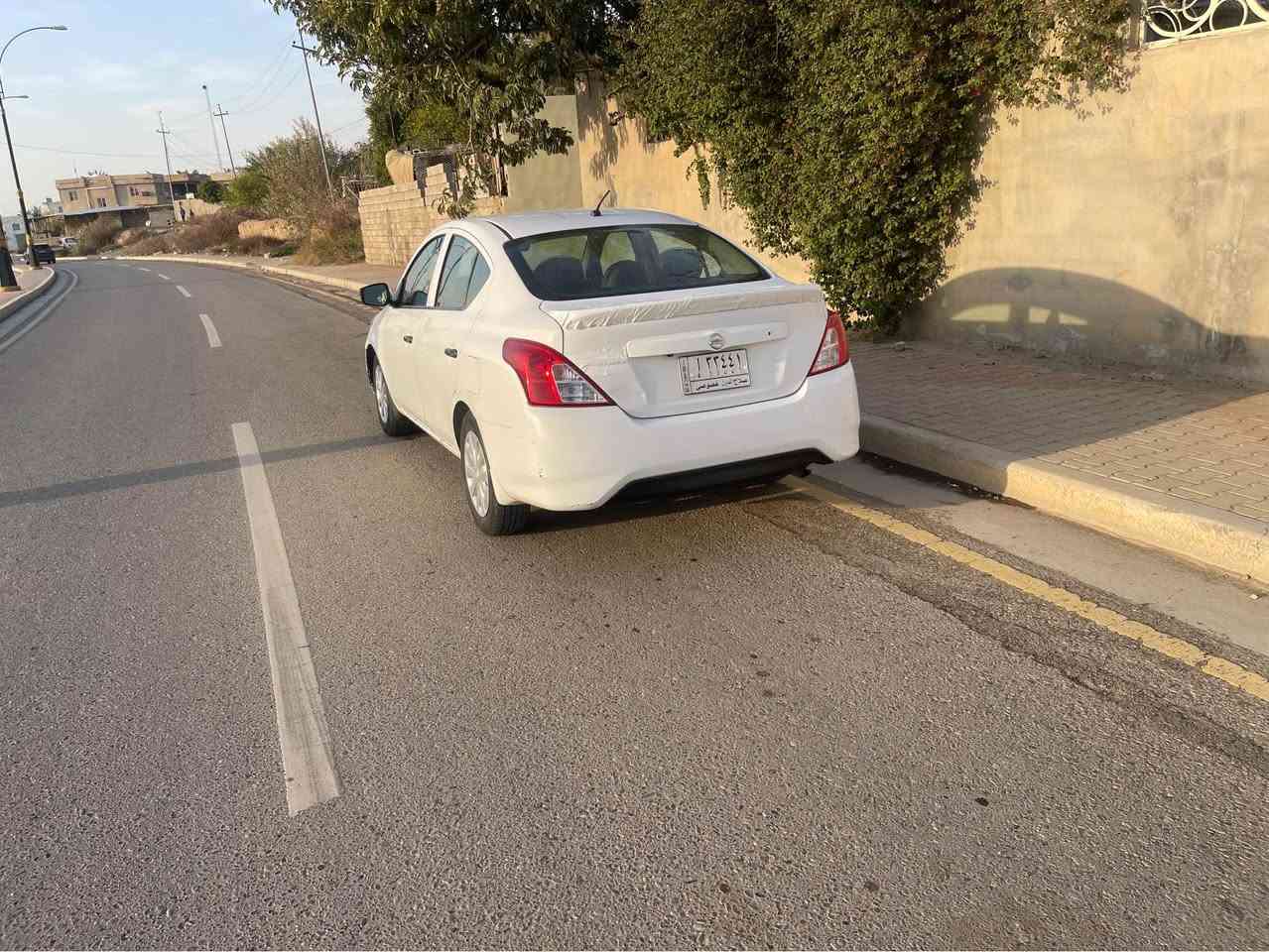 السلام عليكم للبيع نيسان فيرسا وارد امريكي موديل ٢٠١٩ رقم صلاح الدين تستلم لوحات دولي فقط رسوم تحويل ملكيه عليك باقي مصاريف يمي ضررها جاملغ وبنيد تاير ومحرك وكير وصدر كله جاهز تبريد ثلج كهربائيات كلها شغاله شرط محرك لاتنقيص ولا تبخير. سعر السياره ٩٠ وبيها مجال للاتصال *********** مكان صلاح الدين الضلوعيه سامراء, صلاح الدين
