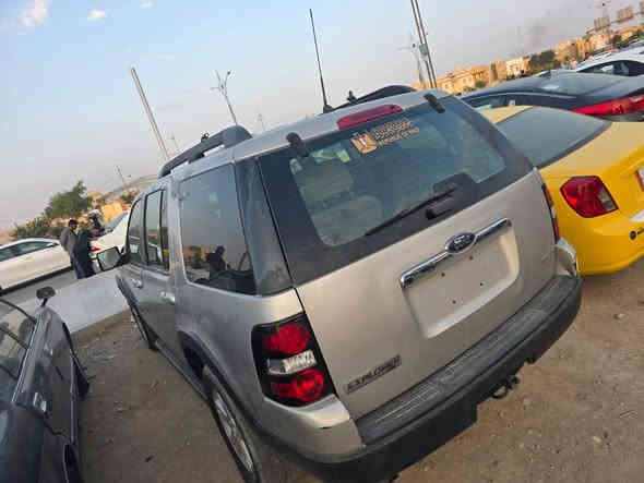 سلام عليكم سياره للبيع  نوع فورت اكس بلور موديل  2007 سياره مال مزاد مال وزاره داخليه  تترقم بغداد معاملته كامله بالمرور سياره مكينه حداديه شرط تخم تاير سياره جاهزه من كلشي رقم الهاتف  *********** سعر 65
