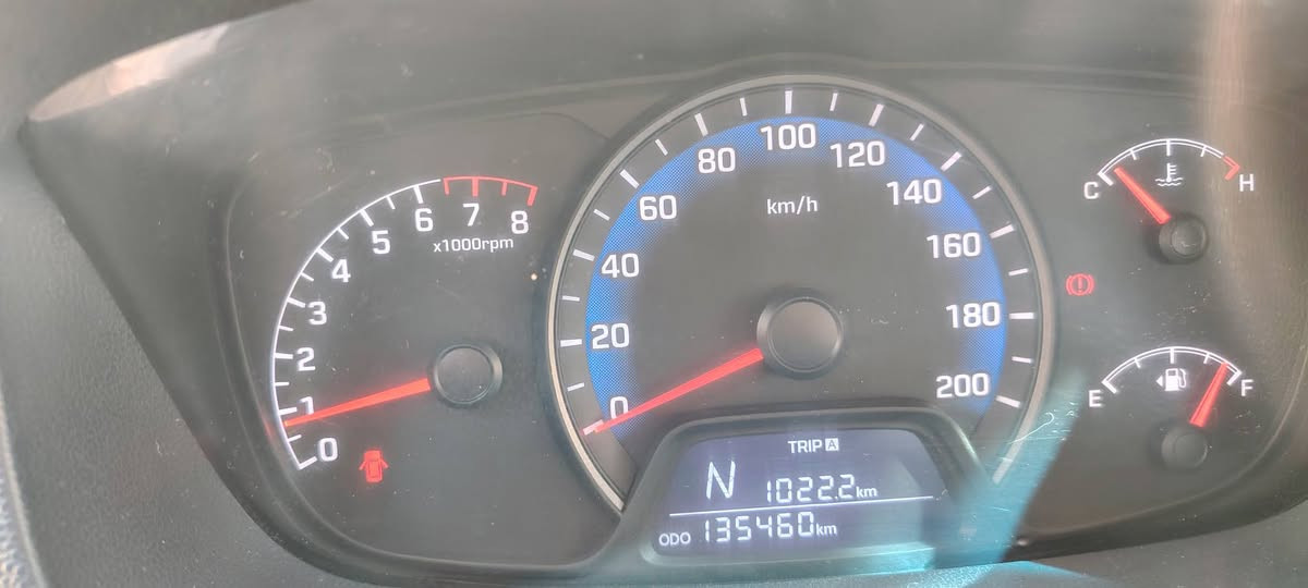 هونداي كراند i10 كوري محرك أربعه 
2016
كاربون بانزين
رقم ألماني سنويه 2026 
صبغ جاملغ يسار أمامي رش بدون دواخل
مع وجه الصندوق جوه الرقم فقط يعني من فوق ما مصبوغ
ملاحظات بسيطه مثل ما مبين بلصوره
السعر 82$ بيهه مجال تعال وتدلل موصل الأيسر
***********
***********
