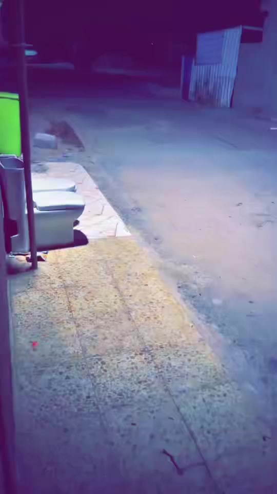 بيت ٨٠ متر بل إصلاح اول فرع من السيطره بل تمايم بضهر ملعب جاسم شحيم    خدمات كامله والبيت كامل من كولشي والمدرسه مقابيلك  الشراي يتصل ***********
