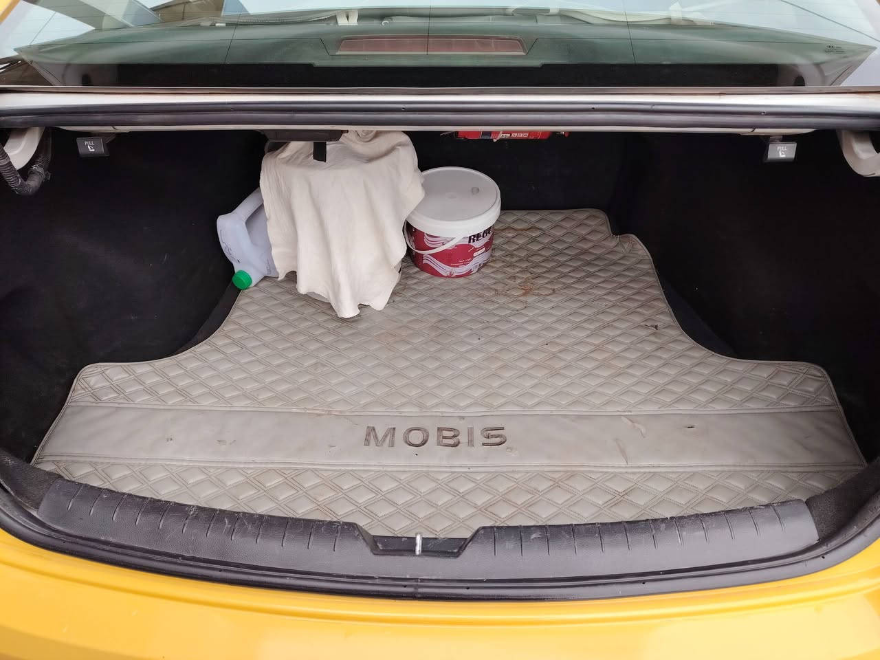 السلام عليكم سوناتا ٢٠١٨ للبيع سيارة مفوله حادثه دعاميه خلفيه مصفره هيئه وغرامات خطه كاظميه بلد العنوان صلاح الدين بلد السعر 160 بيه مجال ***********
