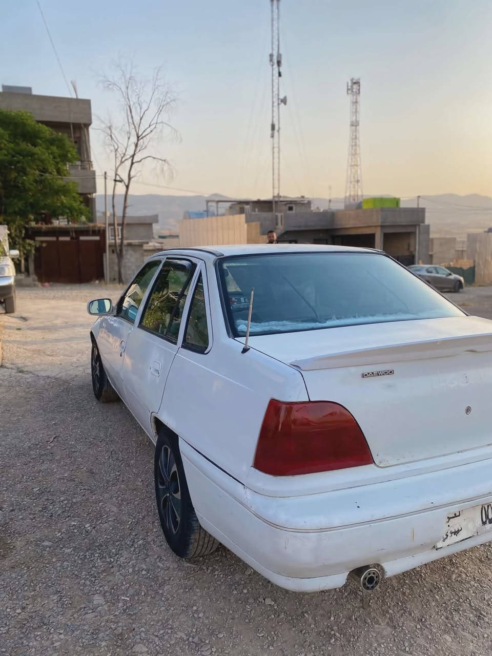 دايؤسيلؤ صالؤن مؤديل 95 ئارم بلاستيك سليماني ئارم وئةوليات بةشةرت گيرو مةكينةى بةشةرت مةكينةى 16 قايش پان كارةباى هةموى ئيشدةكات جوارتاى تازة بيش و دواى داعمى نيية سةيارةكة مالى دؤستة نرخ 14كةلا شوين عةربةت  تكاية جواب كؤمينت نايةمةوة ببورن ***********.      ***********
