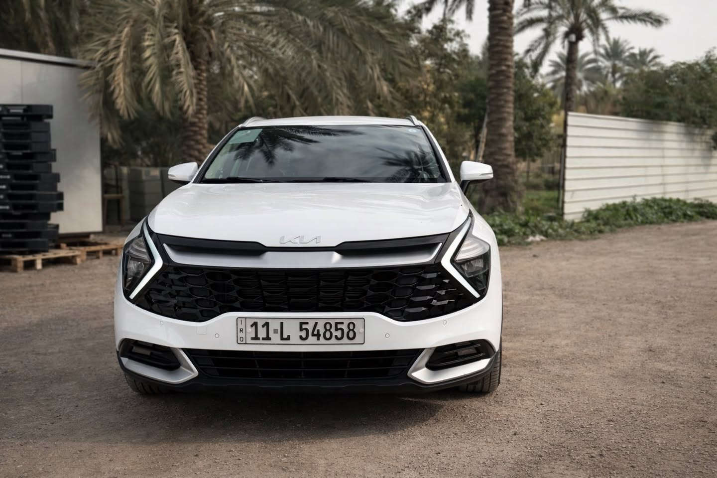 كيا سبورتج 2024
ماشيه 20.000km
ضمان الدوليه ملتزم بصيانه وضمان الشركه 

السياره فول مواصفات ماعدا البانوراما 
مكفوله ماعدا شبر صبغ بالدعاميه الاماميه والباقي كفاله عامه 
رقم بغداد ب اسمي 
السعر 225$ بي مجال بسيط حك لجيه 
***********
