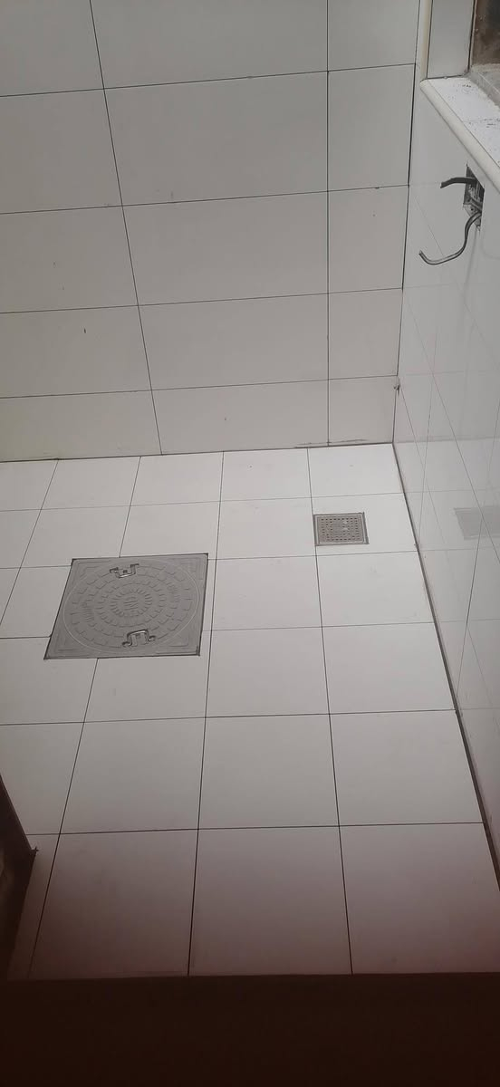 خلفه متفرغ حالين شغل درجى اولى ***********
