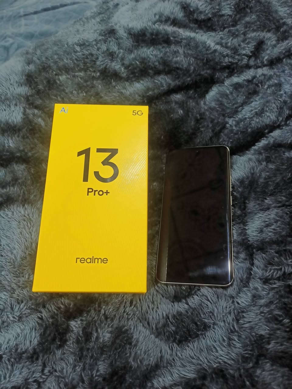 جهاز ريلمي13 برو بلس للبيع شرط نضافه فول ملحقاته كاملة السعر 430/ الاتصال عل رقم ***********
