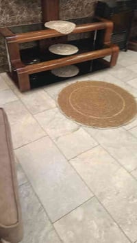 مرحبا فاترينا عدد ٢ الوحده على ٥٠ الف وميز بلازمه ب٧٥ الف امانت الله ا...